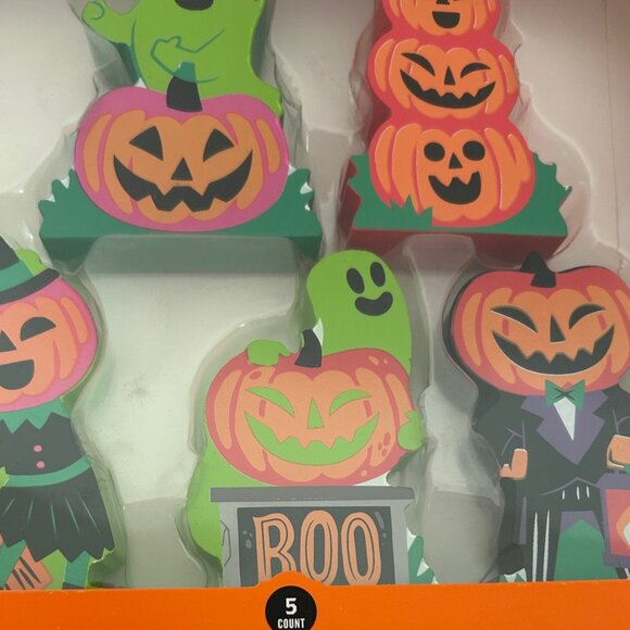 Wood Pumpkins Mini Mantle Halloween Decorative Figurine Set - Hyde & EEK! - Picture 4 of 10